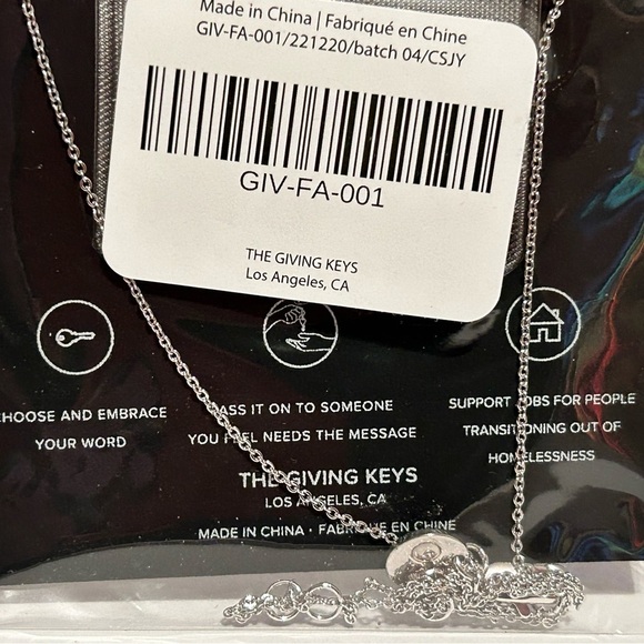 โจ Beautiful Meaningful "The Giving Keys" Believe Necklace, Supporting Homeless - Picture 6 of 10